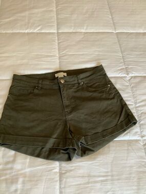 H&M Olive Green Denim Roll-Hem Shorts